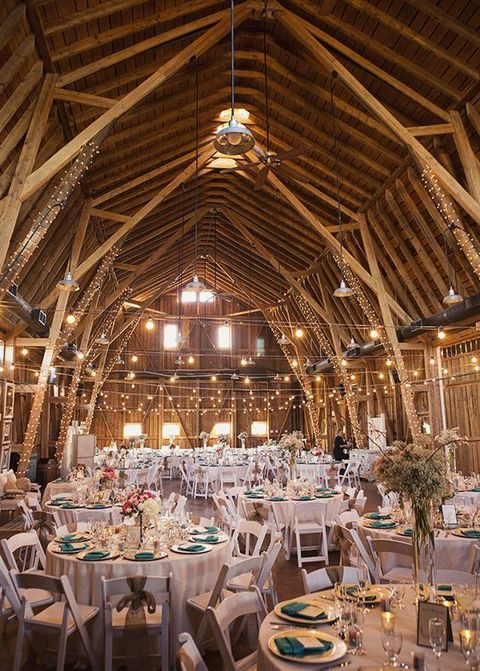 65ea40cc4fb29b49ca7956a34e490f8f-barn-weddings-wedding-venue-barn-2937233