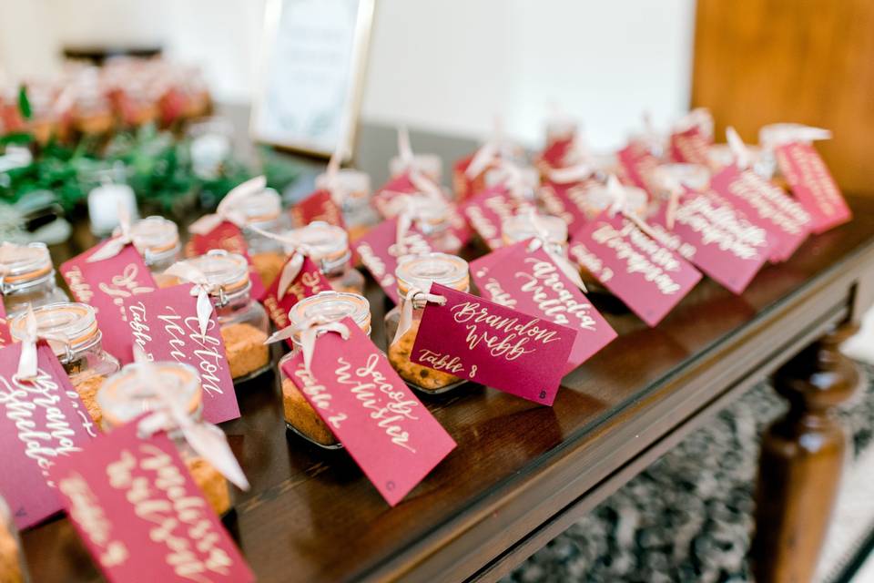 7079-s-wedding-favor-ideas-in-every-season-calligraphy-4907405