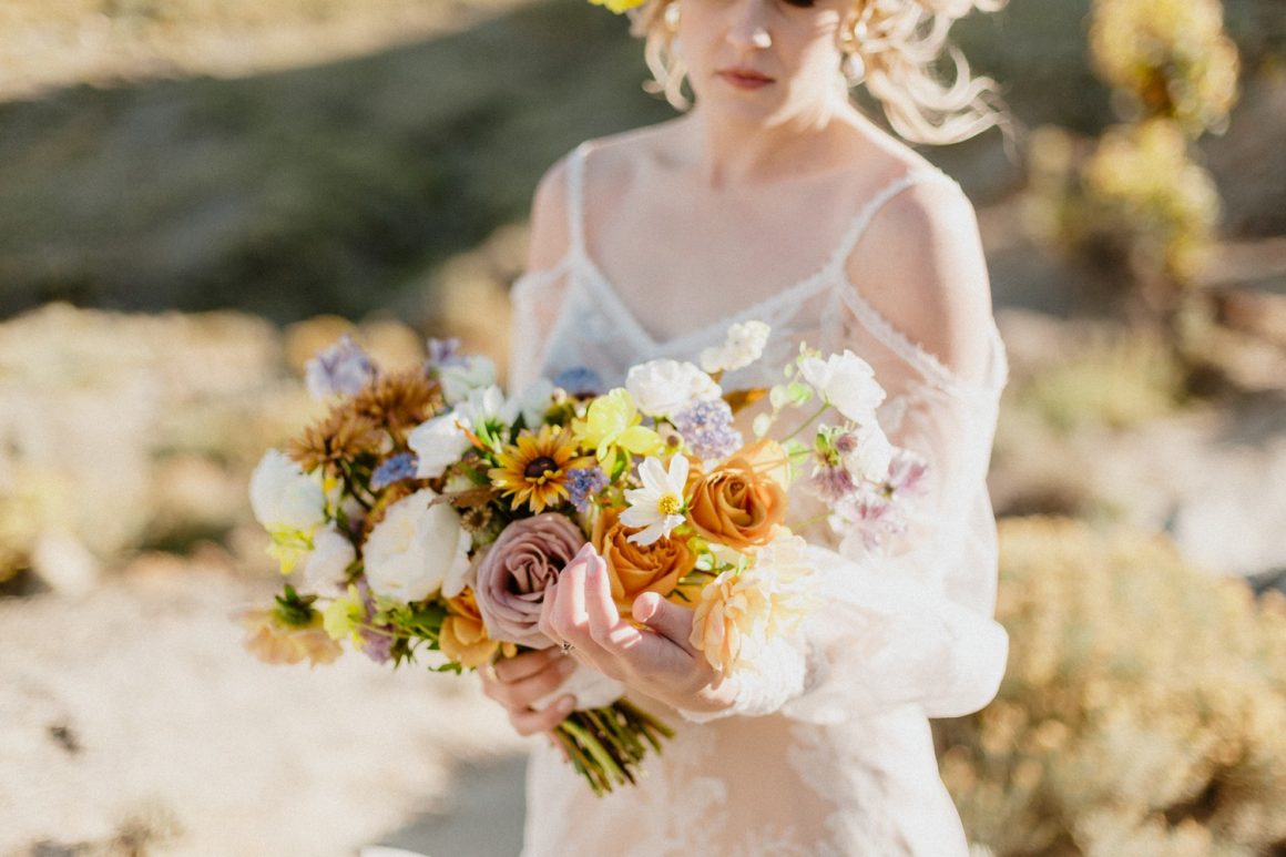 desert-bridal-photos-claybank-bridal-photoshoot-bridal-editorial-canadian-film-photographer-jpg-7532409