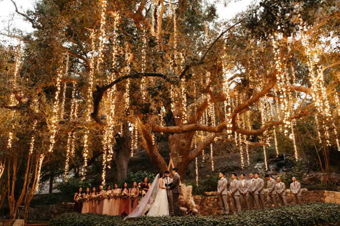 calamigos-ranch-wedding-positively-glows-fairy-lights-lauren-mihae-photography-42-2748725