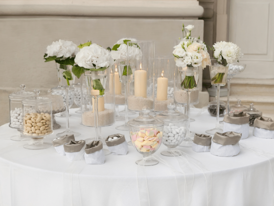 tips-for-planning-a-wedding-candy-buffet-9527315